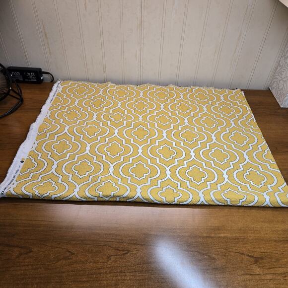 Mill Creek Swavelle Donetta/Sussex Upholstery Fabric 1 yd Maize 100% Cotton - Picture 4 of 10